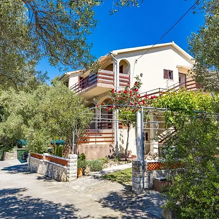 Anamar Apartments & Rooms Supetarska Draga Exterior photo