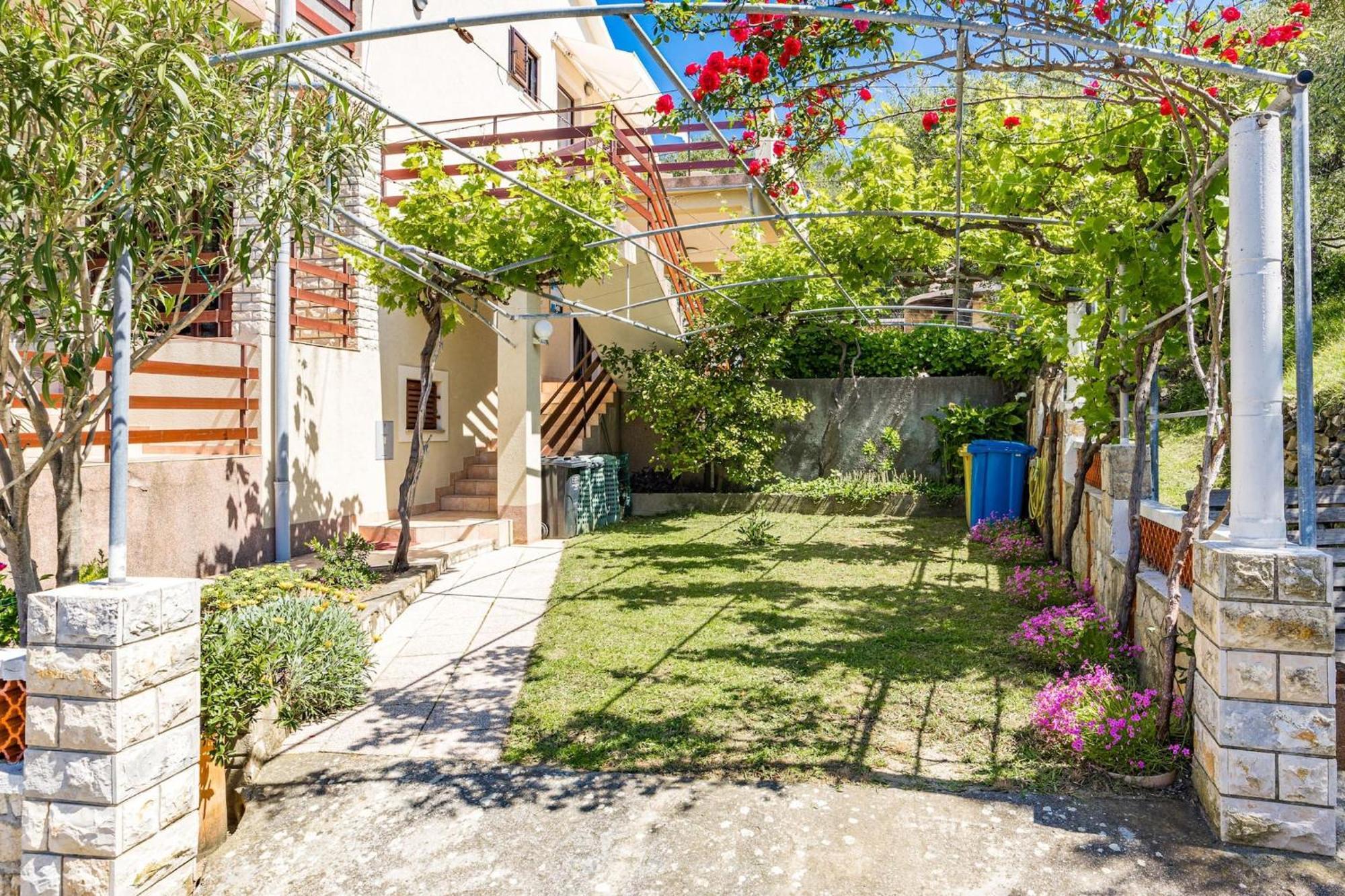 Apartment Anamar & Supetarska Draga